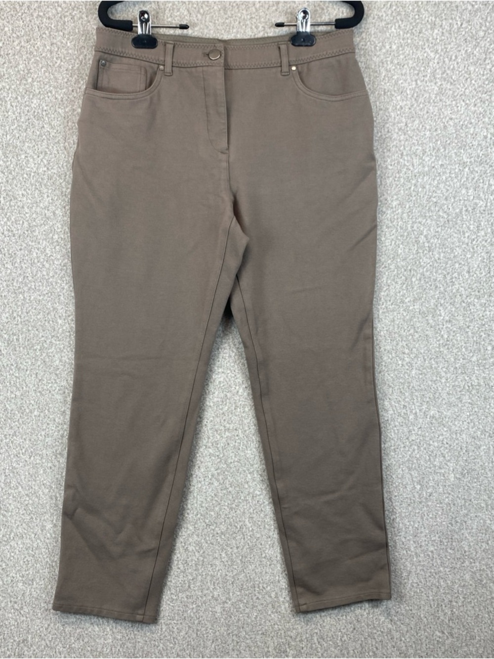 Chicos So Slimming Knit Tan Pants Size 1 Short (M) Ankle Casual Inseam 25”